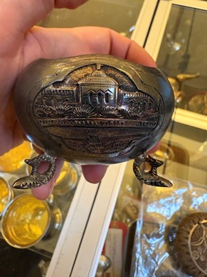 Lot 33 - A group of assorted silver items