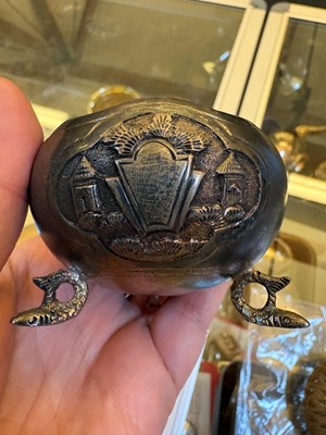Lot 33 - A group of assorted silver items