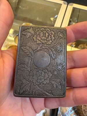 Lot 33 - A group of assorted silver items