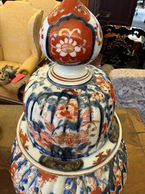 Lot 114 - A Japanese Imari ginger jar