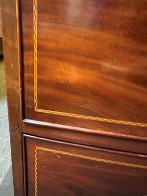 Lot 508 - A mahogany bowfront chest of drawers