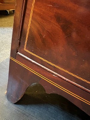 Lot 508 - A mahogany bowfront chest of drawers