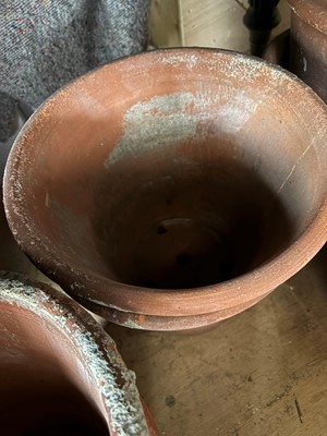 Lot 560 - Sixteen various unglazed terracotta garden pots, and a large conservatory pot