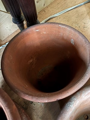 Lot 560 - Sixteen various unglazed terracotta garden pots, and a large conservatory pot