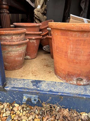 Lot 560 - Sixteen various unglazed terracotta garden pots, and a large conservatory pot