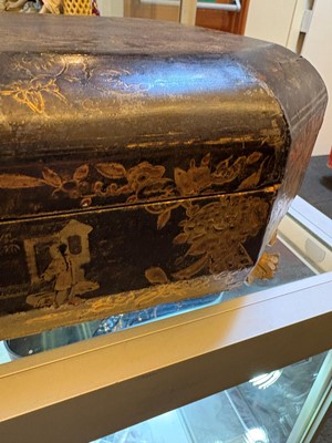 Lot 54 - A Chinese export lacquered games box