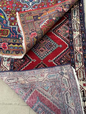 Lot 423 - A Kilim runner