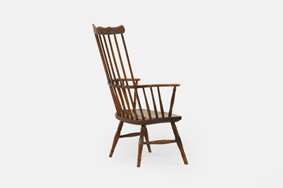 Lot 146 - An ash and elm Windsor chair