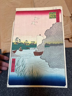 Lot 68 - A large collection of woodblock prints