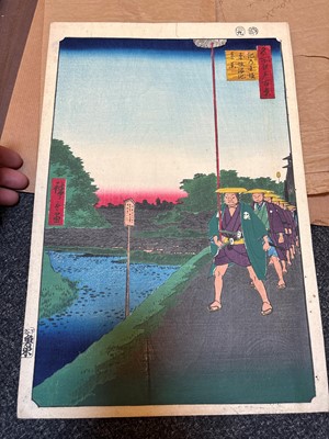 Lot 68 - A large collection of woodblock prints
