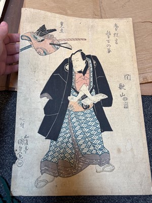 Lot 68 - A large collection of woodblock prints