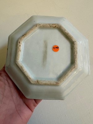 Lot 65 - A collection of Chinese porcelain
