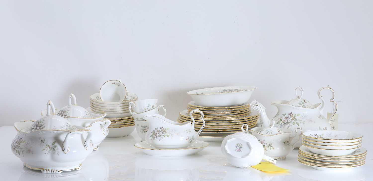 Lot 102 - A Royal Albert Haworth pattern service