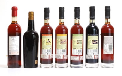 Lot 137 - A selection of sherries
