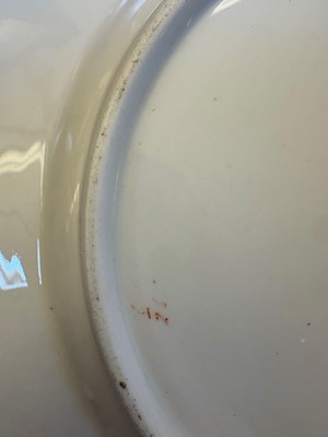 Lot 107 - A collection of Continental porcelain