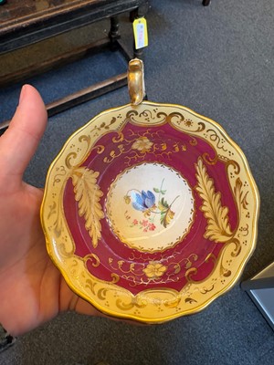 Lot 107 - A collection of Continental porcelain