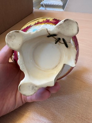 Lot 107 - A collection of Continental porcelain