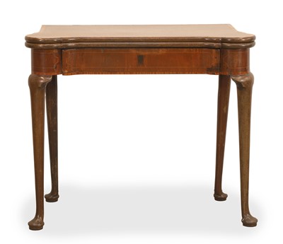 Lot 516 - A George II mahogany and satinwood crossbanded card table
