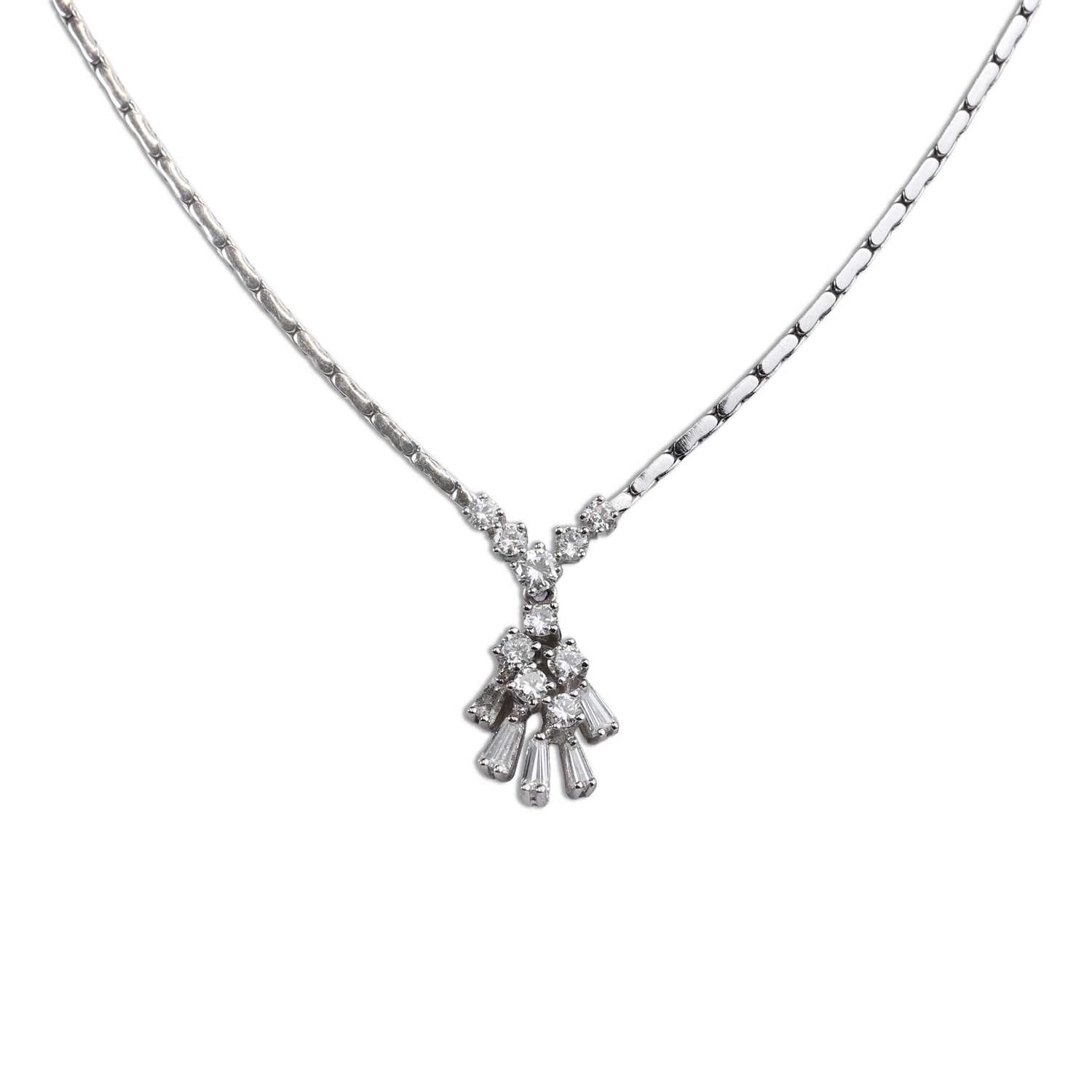 Lot 79 - A diamond pendant necklace