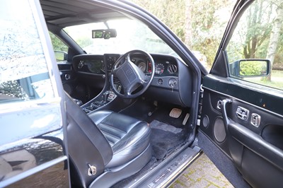 Lot 59 - A 1994 Bentley Continental R coupé