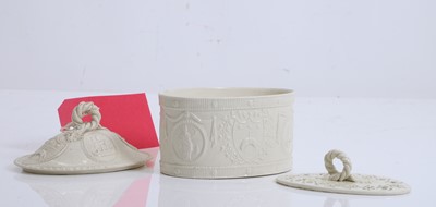 Lot 113 - A Leeds Pottery creamware tea caddy