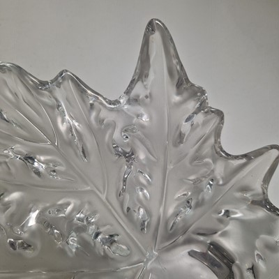 Lot 105 - A Lalique 'Champs-Élysées' bowl