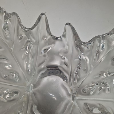 Lot 105 - A Lalique 'Champs-Élysées' bowl