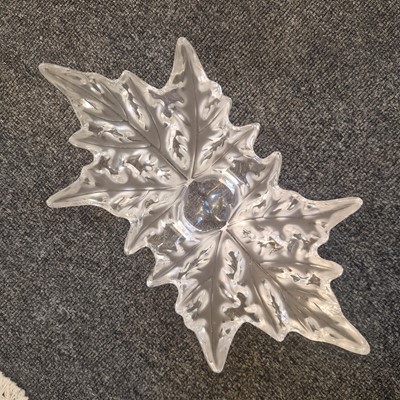 Lot 105 - A Lalique 'Champs-Élysées' bowl
