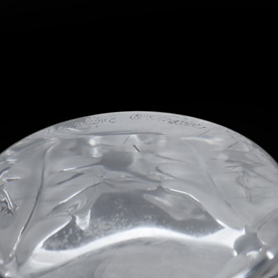 Lot 105 - A Lalique 'Champs-Élysées' bowl
