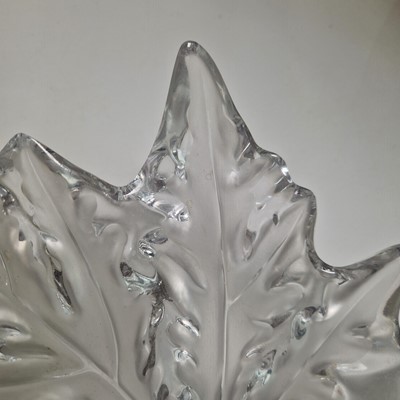 Lot 105 - A Lalique 'Champs-Élysées' bowl