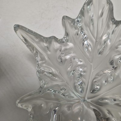 Lot 105 - A Lalique 'Champs-Élysées' bowl