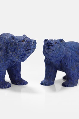 Lot 407 - Two carved lapis lazuli bears