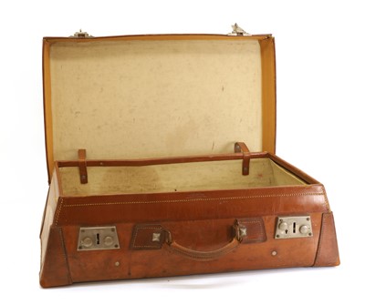 Lot 27 - A fitted leather Bentley suitcase