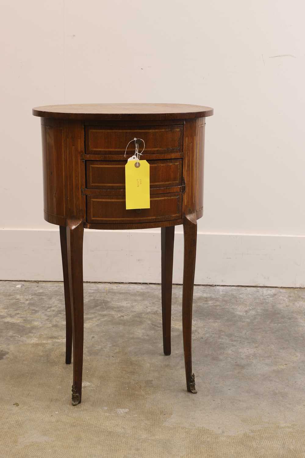 Lot 524 - A satinwood and maquetry transitional style petit commode