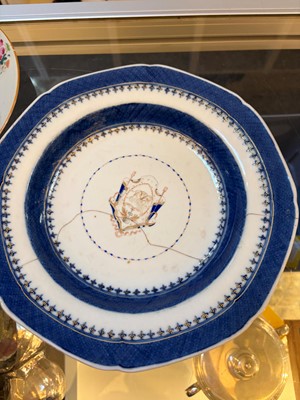 Lot 92 - A collection of Chinese export porcelain plates