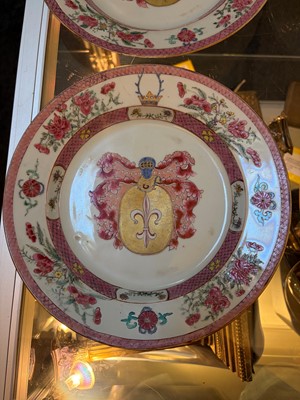 Lot 92 - A collection of Chinese export porcelain plates