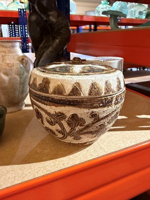 Lot 75 - A Thai Sawankhalok pottery container and cover