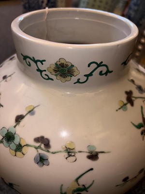 Lot 62 - A Chinese famille verte ginger vase