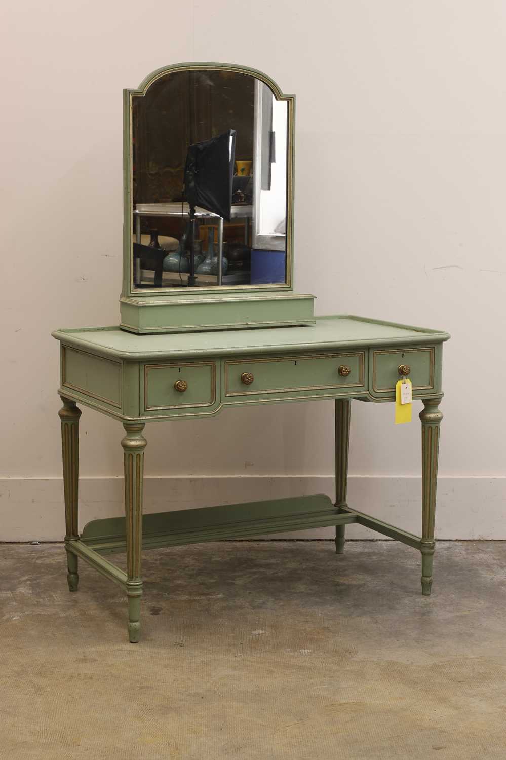Lot 519 - A painted dressing table and mirror