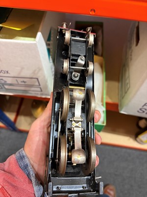 Lot 303 - A collection of locomotives and rolling stock