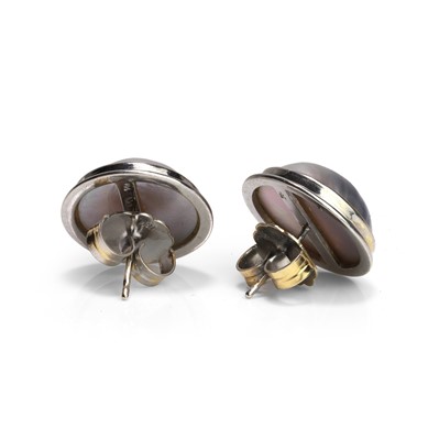 Lot 74 - A pair of Mabe pearl stud earrings