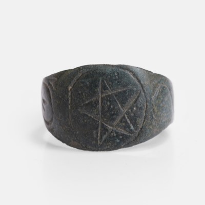 Lot 7 - A Dark Ages pentagram protection or magic ring