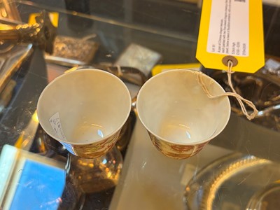 Lot 81 - A pair of Chinese dragon teacups