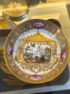 Lot 104 - A Meissen teacup and saucer
