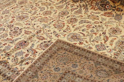 Lot 45 - A Kashan wool carpet