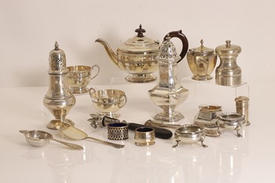 Lot 11 - A group of silver items