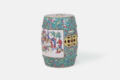 Lot 311 - A famille rose porcelain garden seat