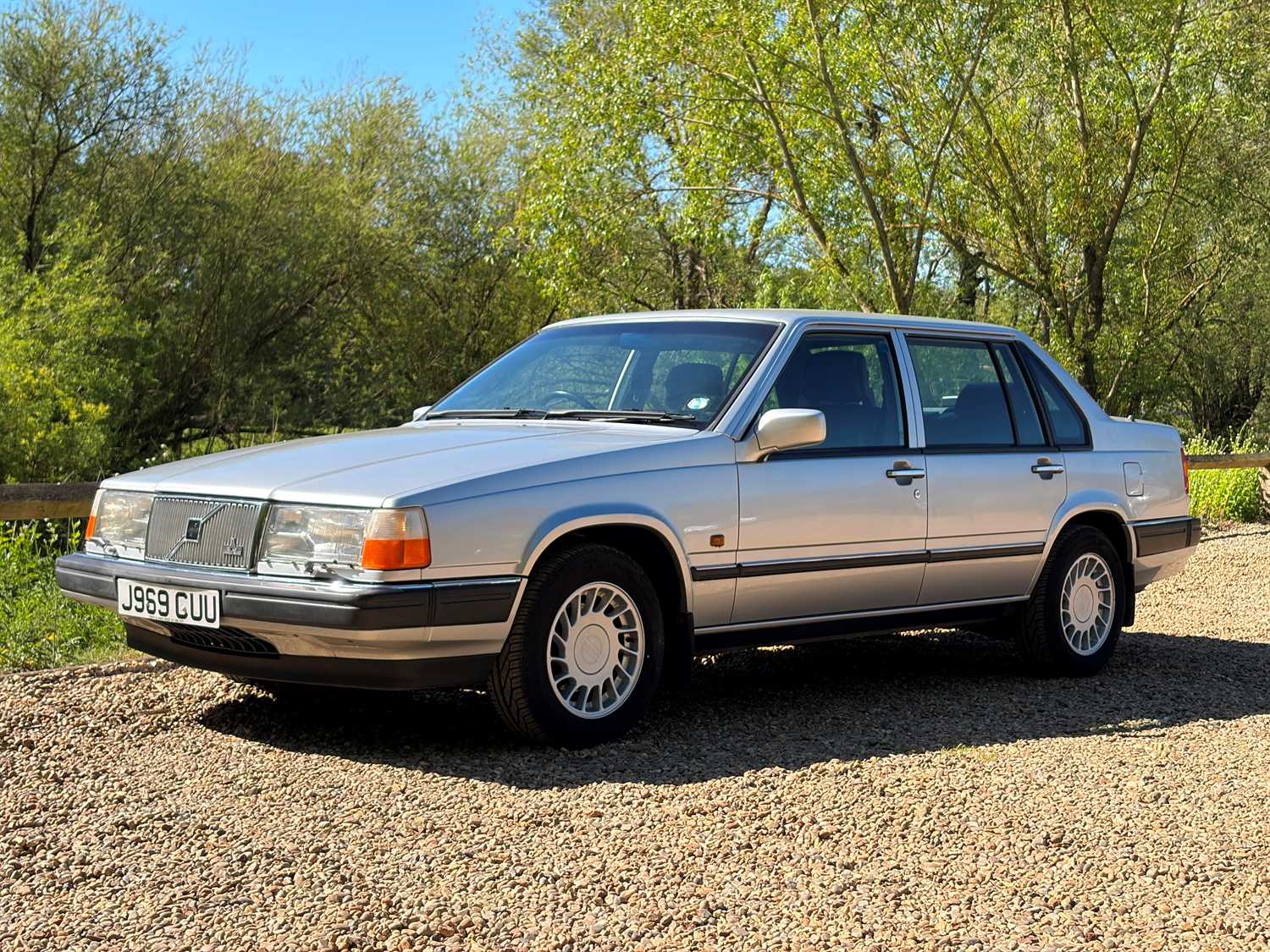Lot 58 - A 1991 Volvo 960 2.3 High Pressure Turbo Saloon