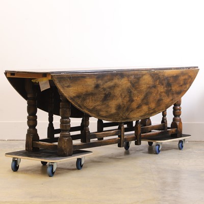 Lot 543A - A George II-style oak wake table