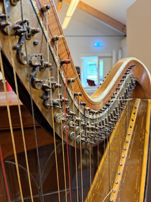 Lot 303 - A regency Sebastian Erard 43-string 'double-action' harp